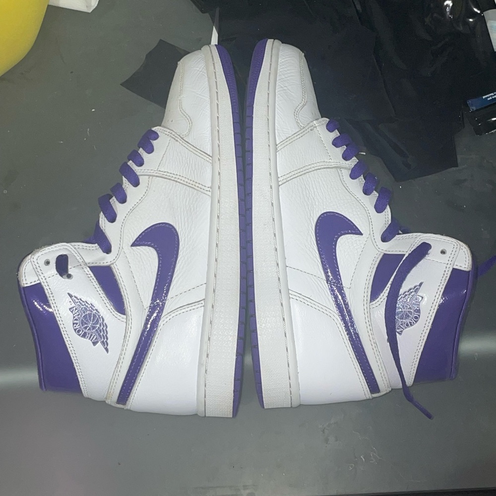 Jordan 1 court purple women’s size 10